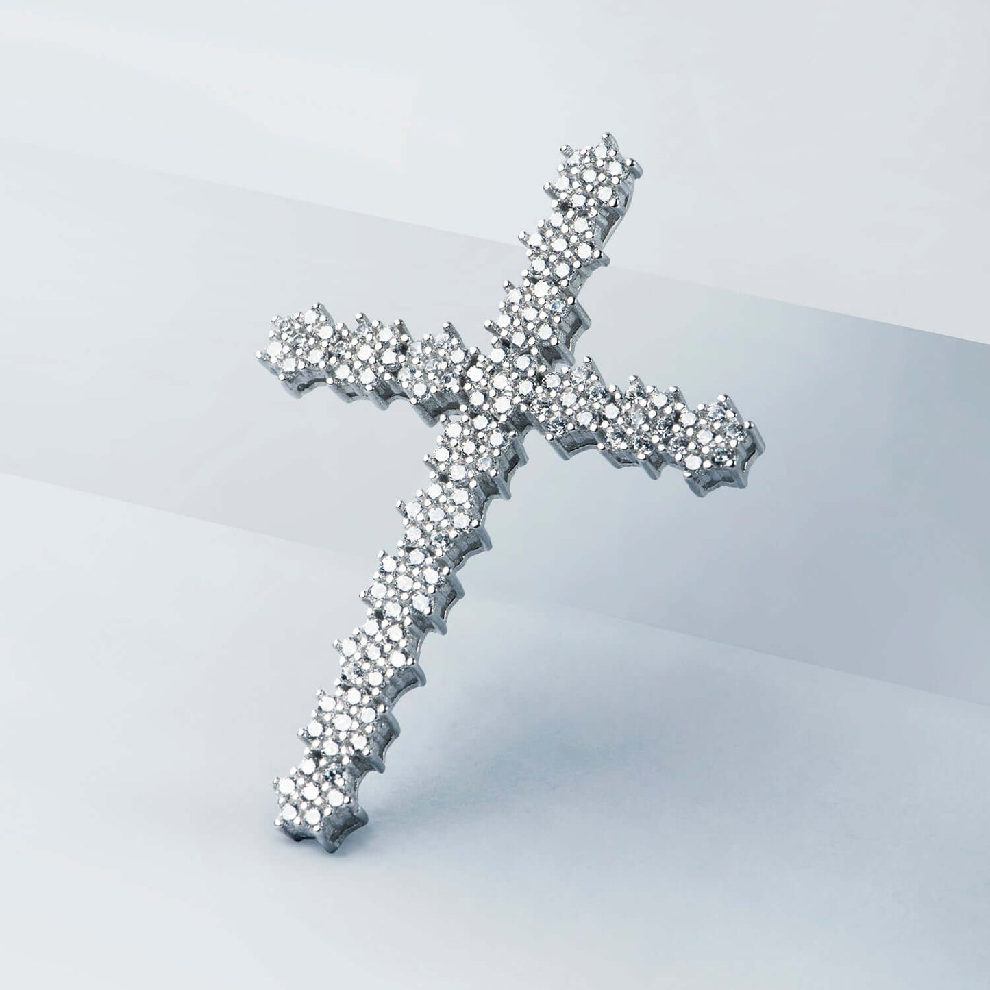 PENDENTIF CROIX - ARGENT ET ZIRCONIA