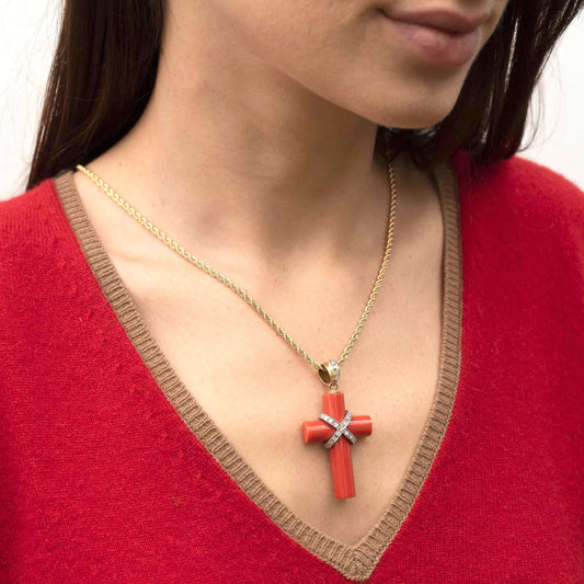 CORAL PENDENTIF CROIX COLLIER AVEC DIAMONDS - OR