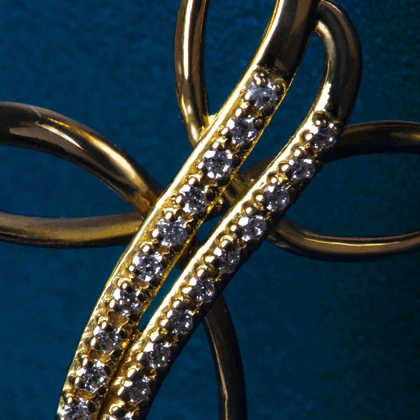 COLLIER CROIX - DIAMONDS ET OR