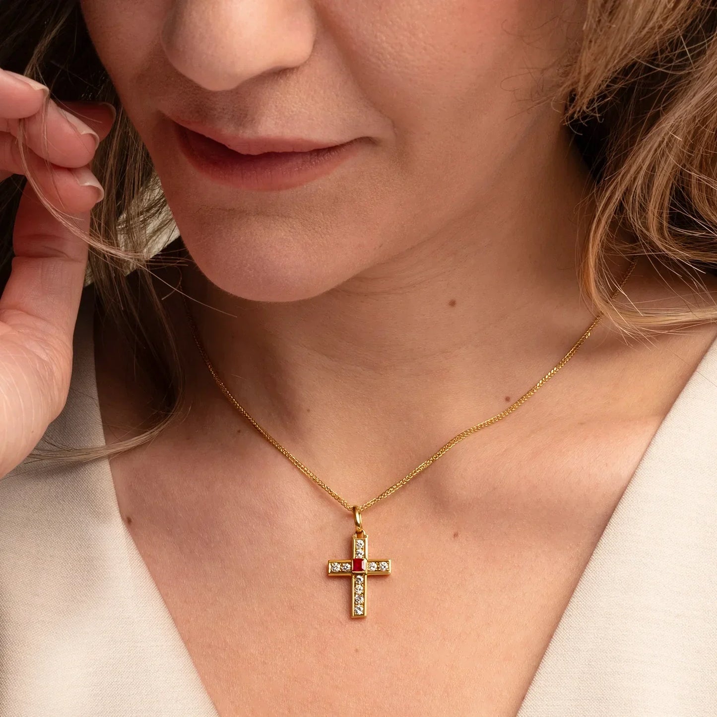 COLLIER CROIX - DIAMONDS ET RUBY - OR