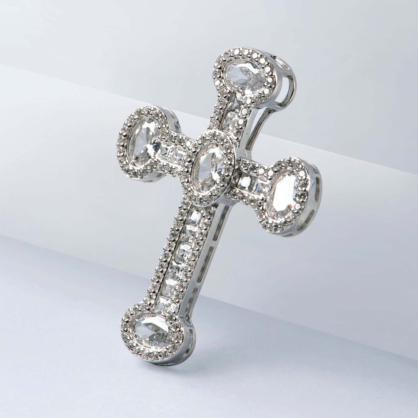 PENDENTIF CROIX - ARGENT, CRYSTALS ET ZIRCONIA